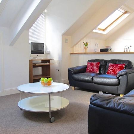 The Hideaway, Victorian Townhouse Apartment With Parking Plymouth Eksteriør billede