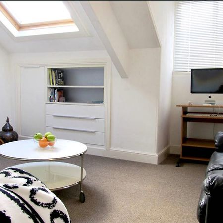 The Hideaway, Victorian Townhouse Apartment With Parking Plymouth Eksteriør billede