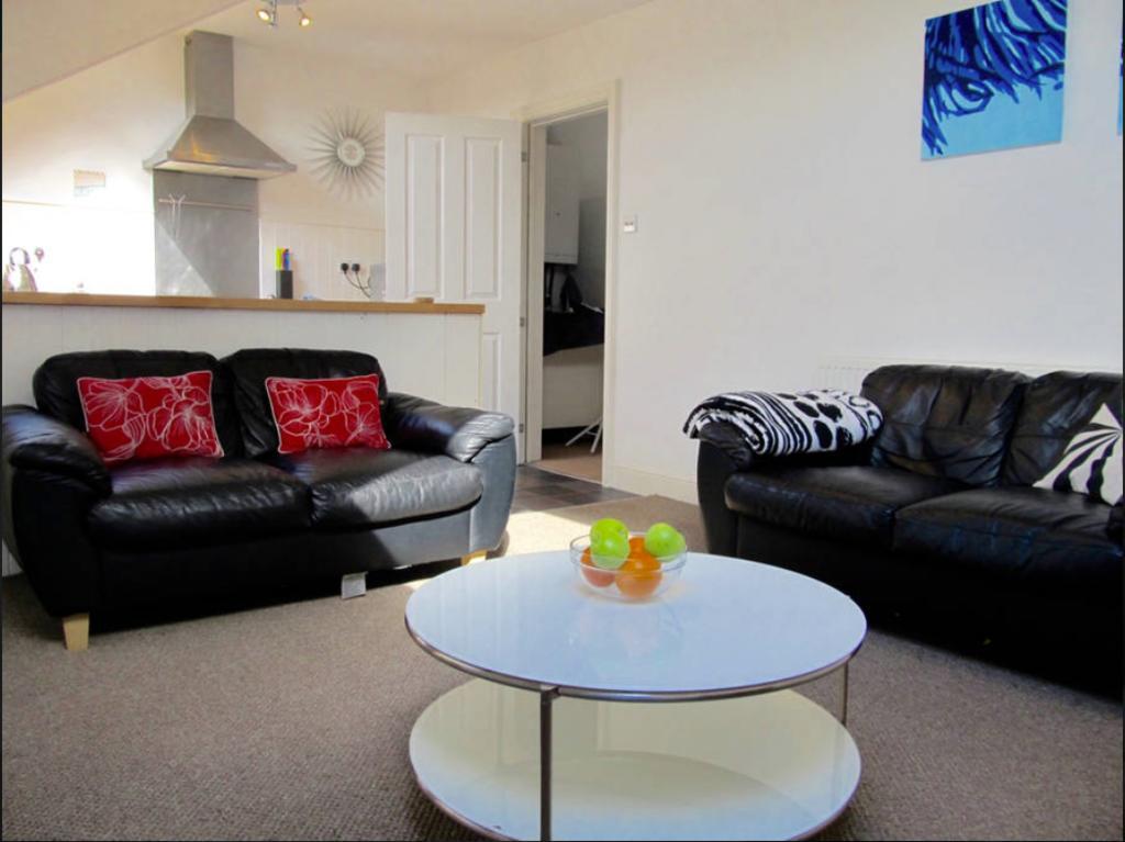 The Hideaway, Victorian Townhouse Apartment With Parking Plymouth Eksteriør billede